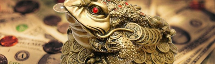 Frog with coin in mouth - Talisman to attract money