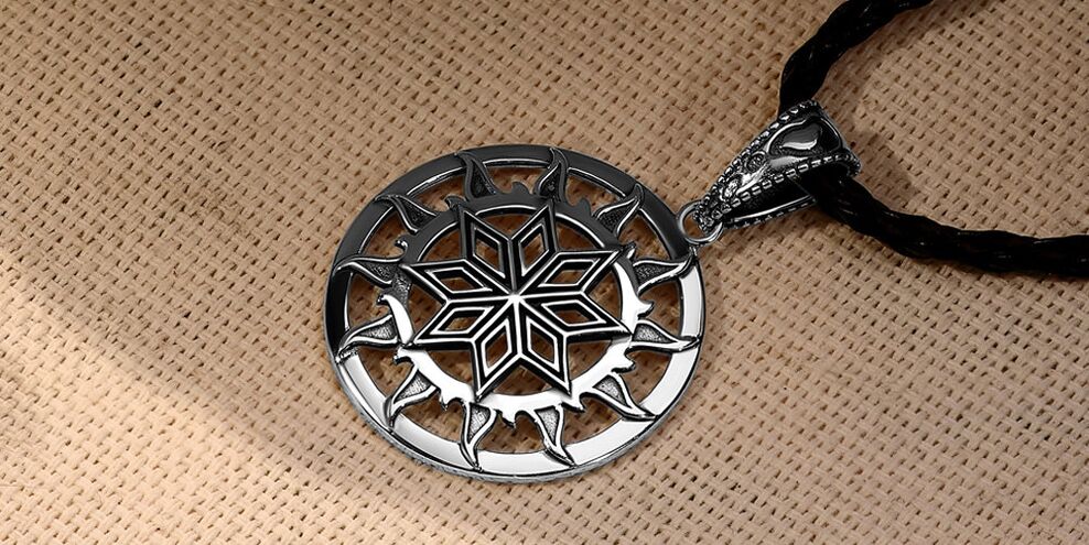 amulet pendant for happiness photo 2