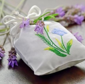 Herbal pouch